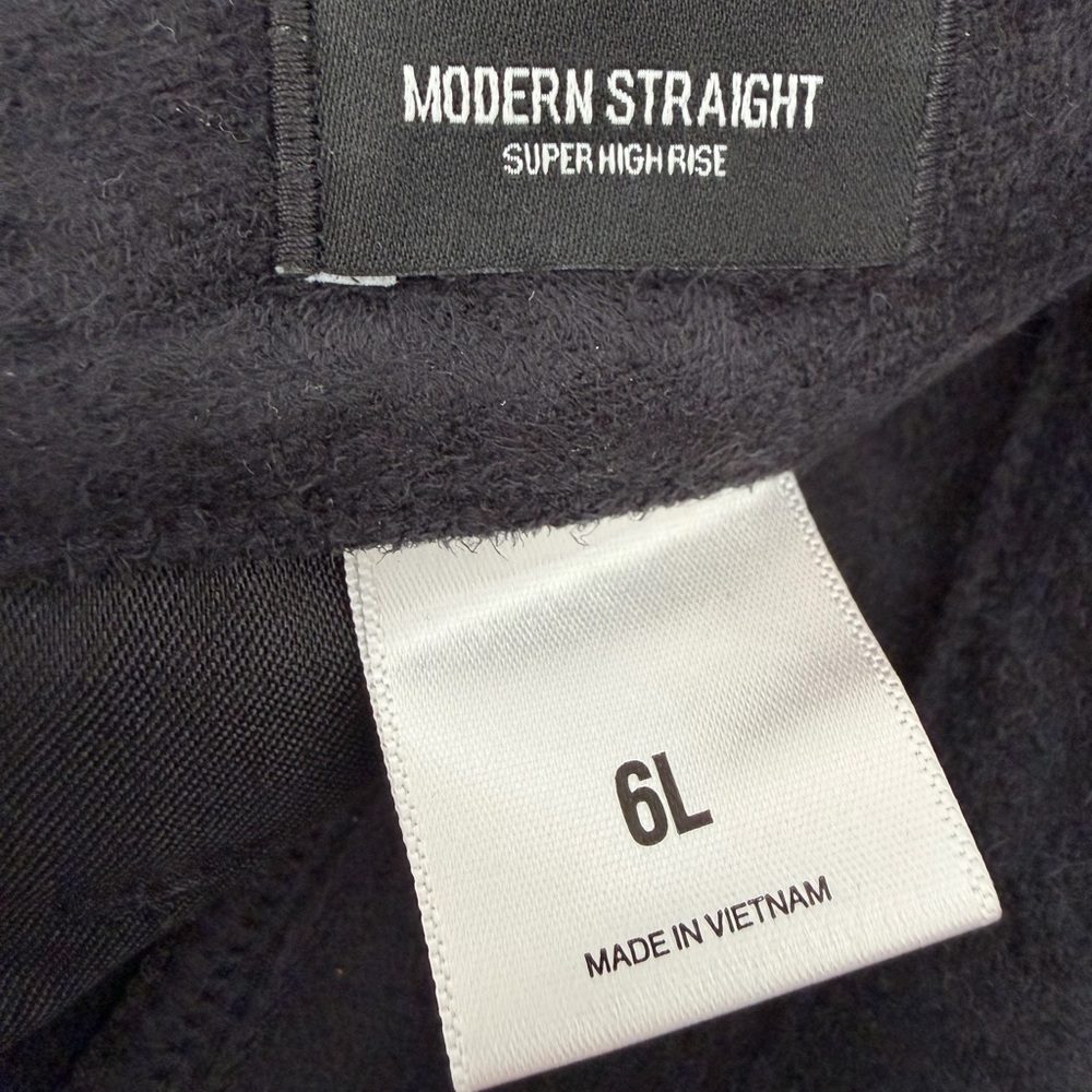 Express Faux Leather Cargo Straight Pants - Picture 4 of 8